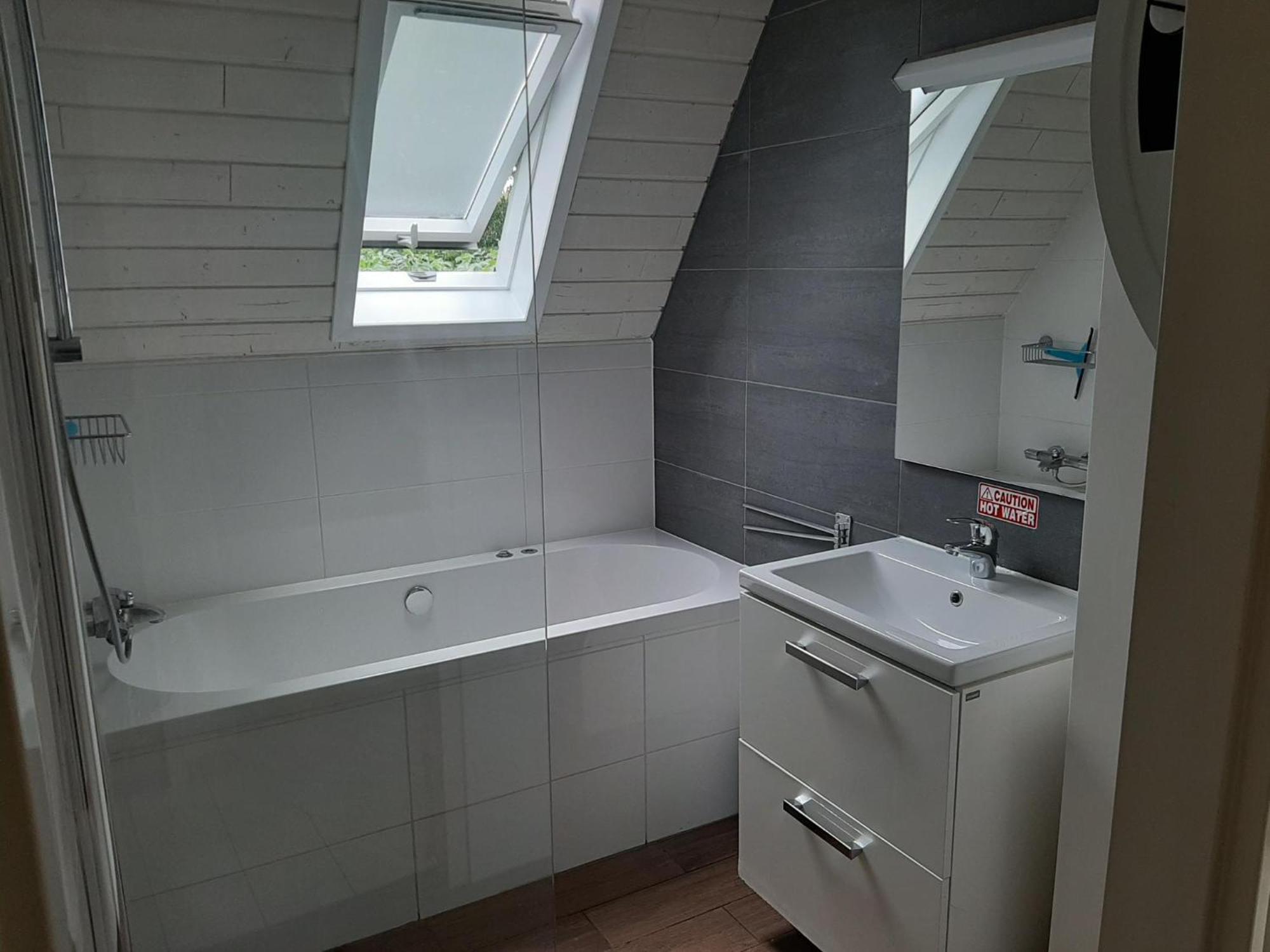 Vijverzicht 218 Met Whirlpool Gramsbergen Екстериор снимка